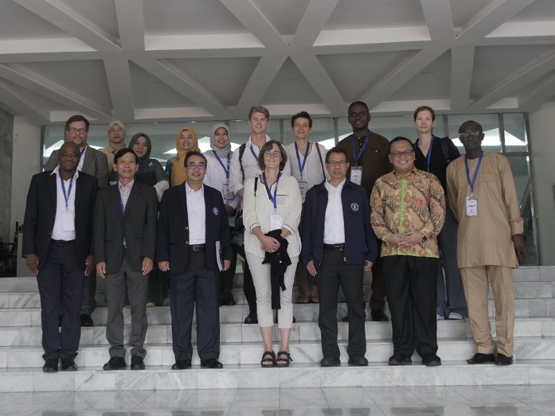 Representanter fra partneruniversiteter i Norge, Ghana og Vietnam kom til Deltakere fra Norge, Vietnam, Ghana og Indonesia på ECOGIVs andre årsmøte. 